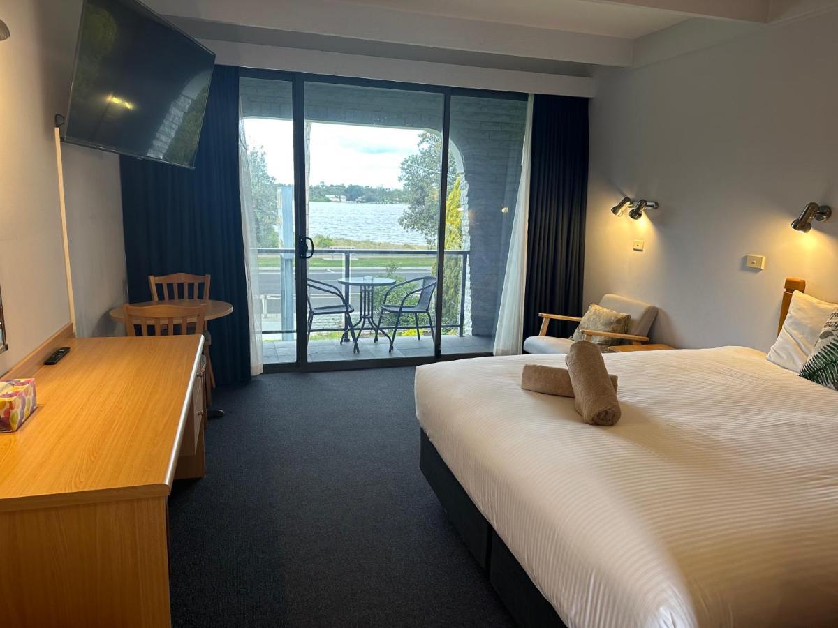 Banjo Paterson Motor Inn Lakes Entrance Kültér fotó