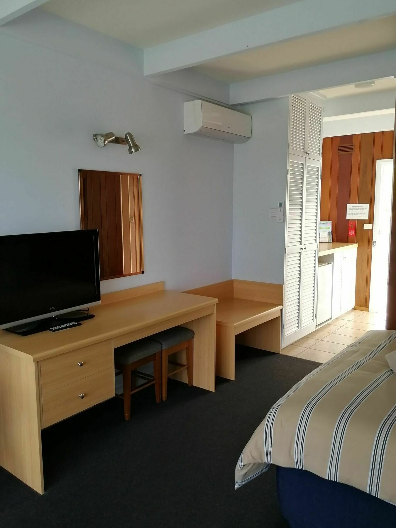 Banjo Paterson Motor Inn Lakes Entrance Kültér fotó